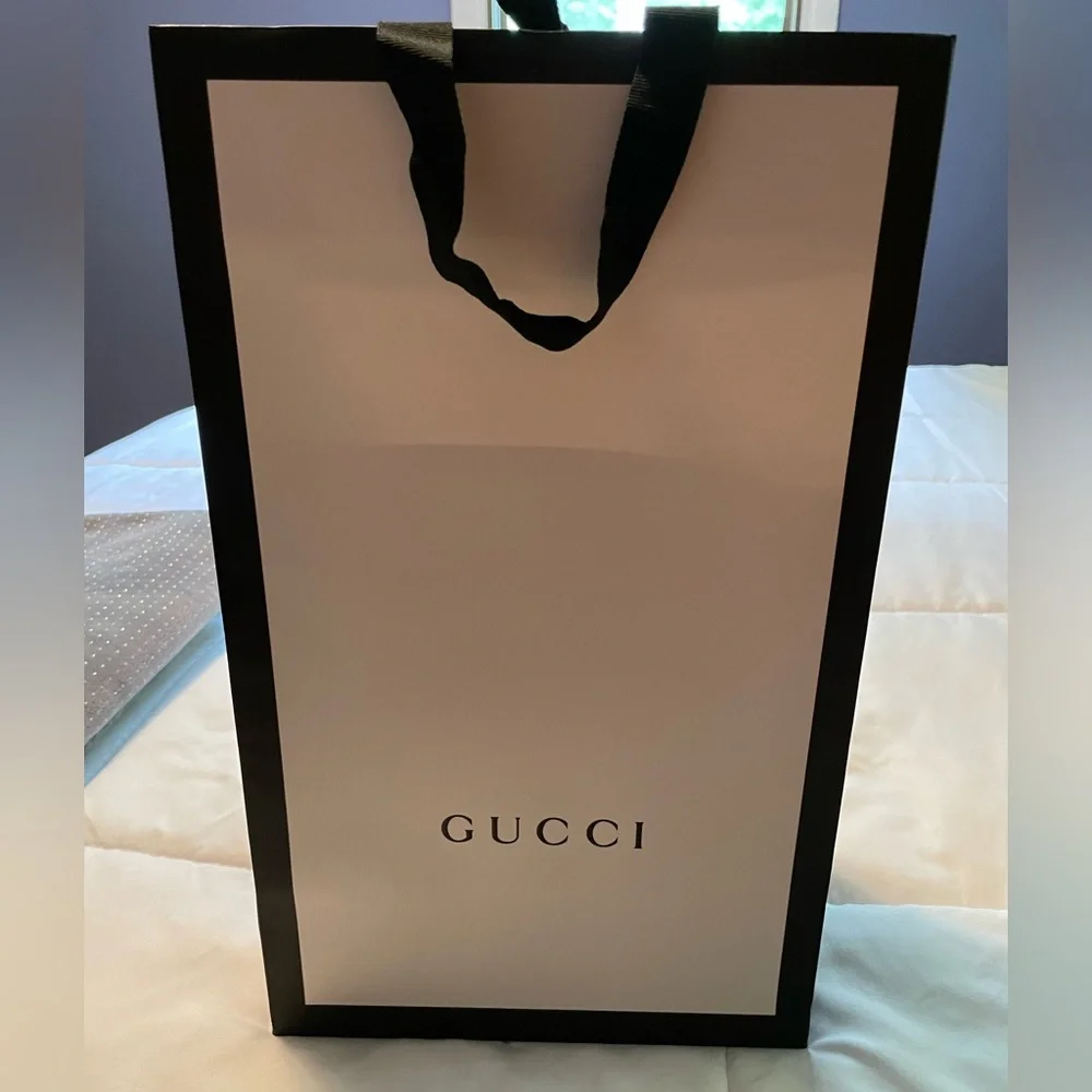 Gucci Soho Disco Crossbody - Picture 4 of 16